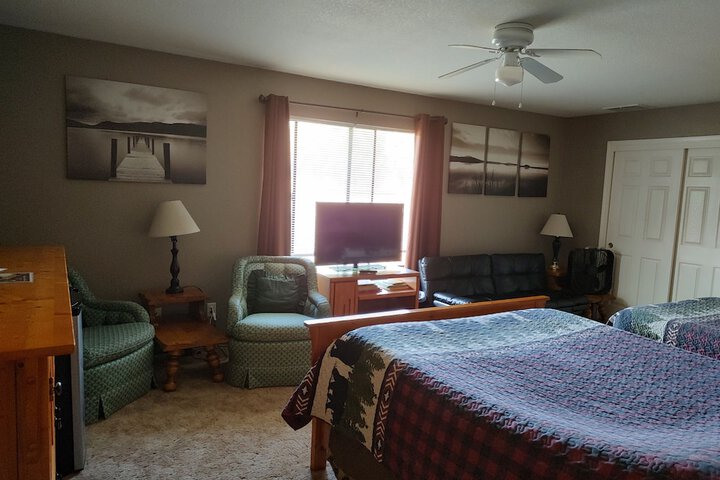 Room 25 of 85