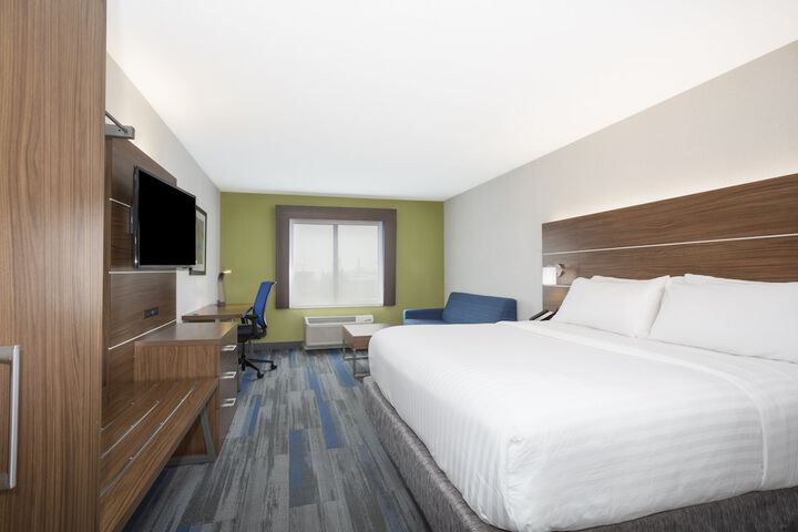 Room 20 of 38