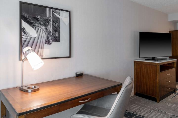 Room 10 of 45