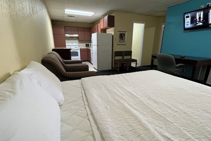 Room 17 of 20