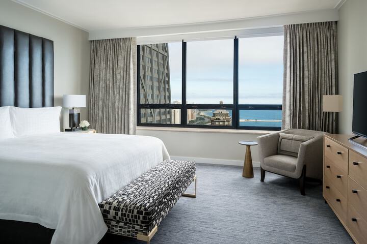 Room 32 of 104