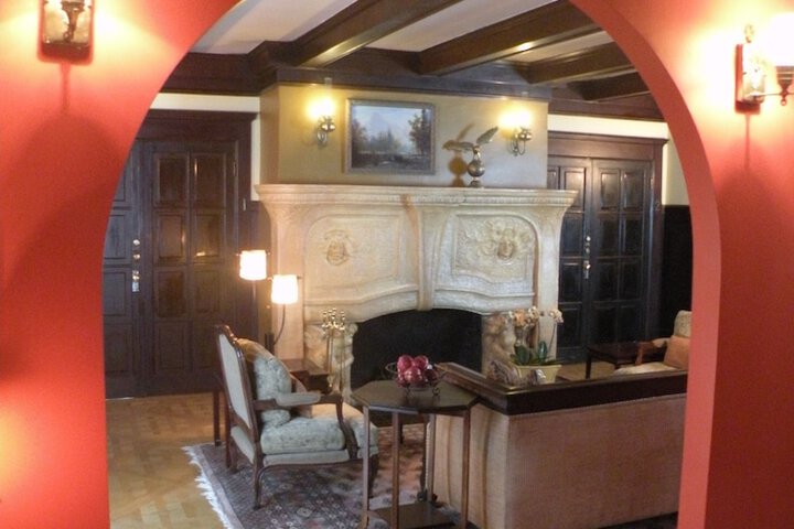 Hotel Interior 13 of 32