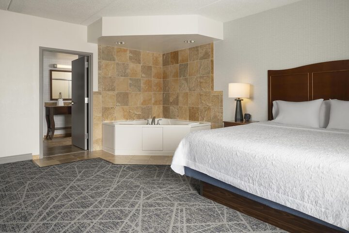 Hampton Inn Elmira / Horseheads
