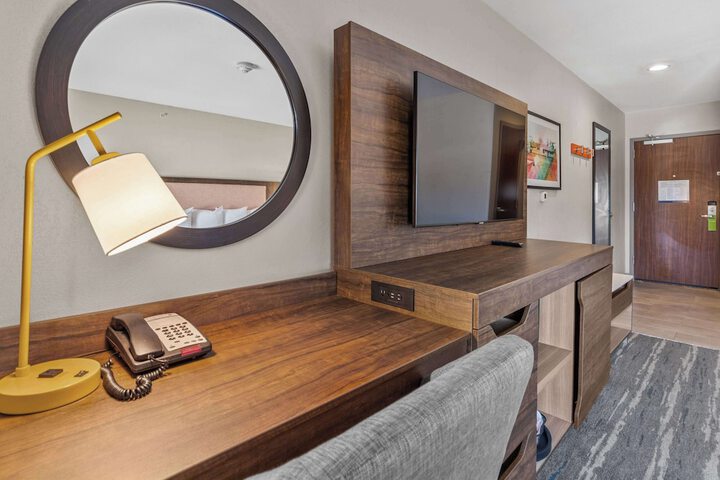 Room 29 of 39