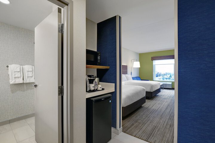 Holiday Inn Express & Suites Collingwood by IHG
