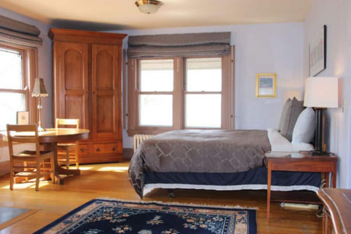 Room 15 of 29