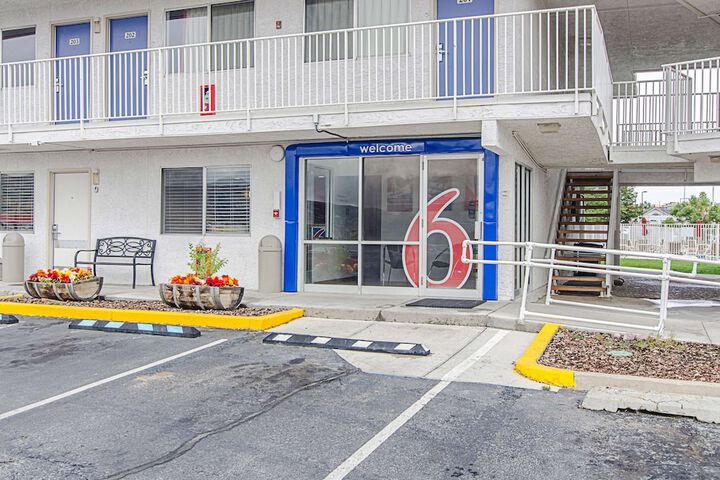Hotel 4 of 40