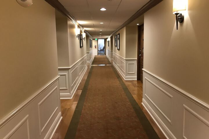 Ballroom/Hall 94 of 117
