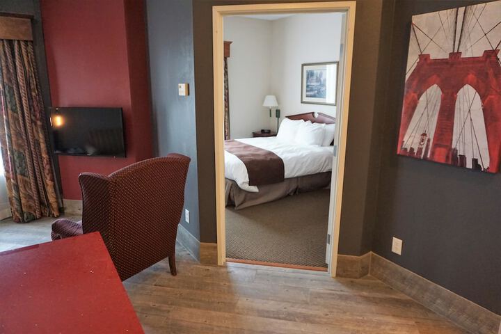 Room 15 of 41