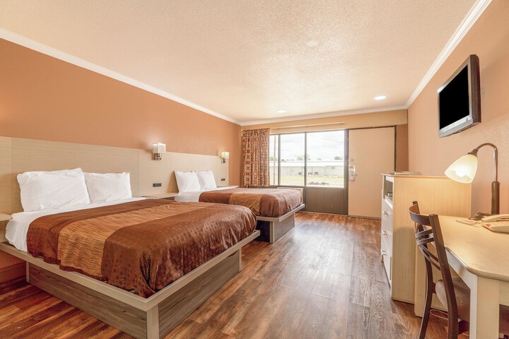 Room 43 of 81