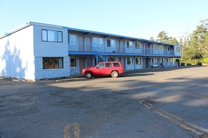 Hotel 2 of 43