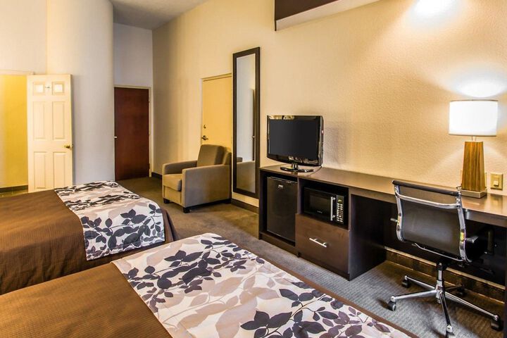 Room 22 of 41