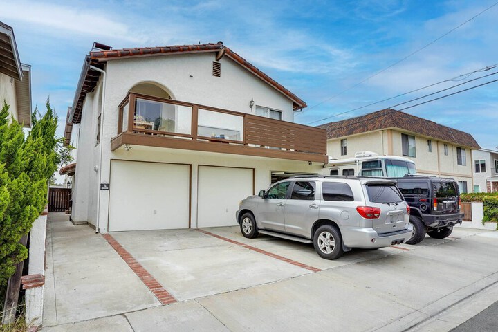 Ocean-view Oasis: Steps to Dana Point Beaches!