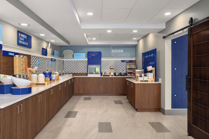 Holiday Inn Express Fayetteville – Fort Bragg by IHG