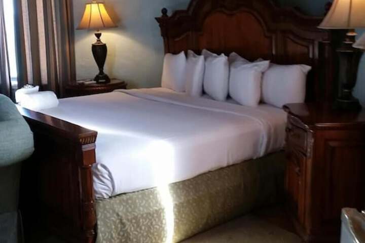 Room 18 of 39