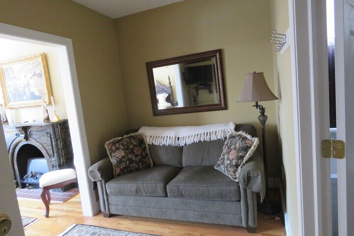 Room 36 of 64