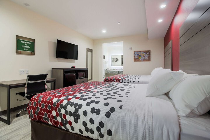Room 20 of 26