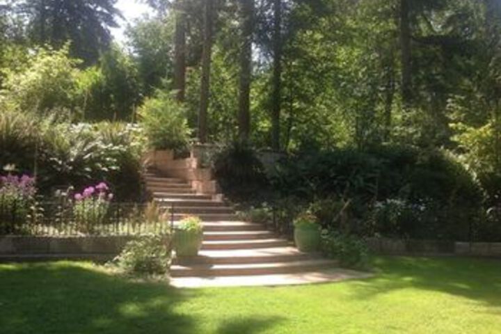 Auberge de Seattle French Country Inn