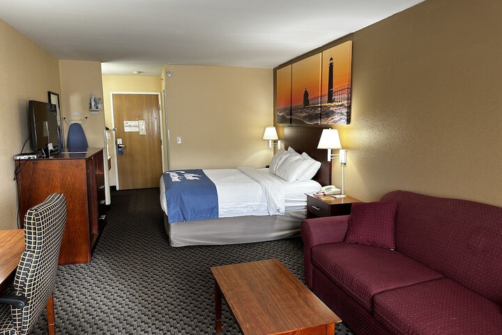 Room 12 of 56