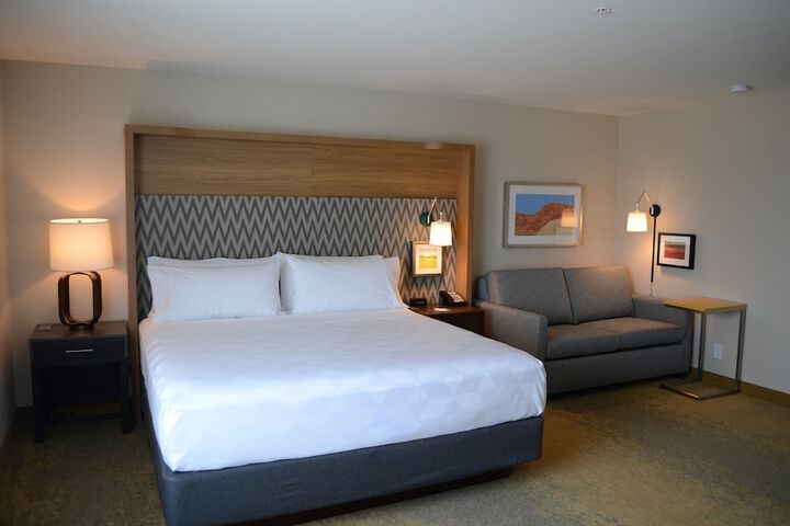 Room 36 of 117