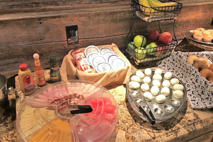 Breakfast/Coffee Service 58 of 64