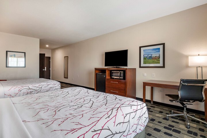Room 17 of 32