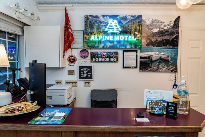 Alpine Motel
