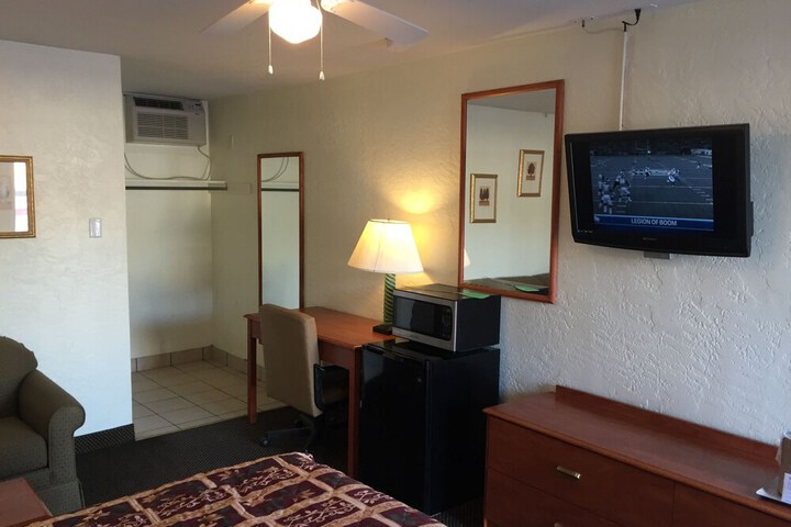 Budget Inn and Suites Colby