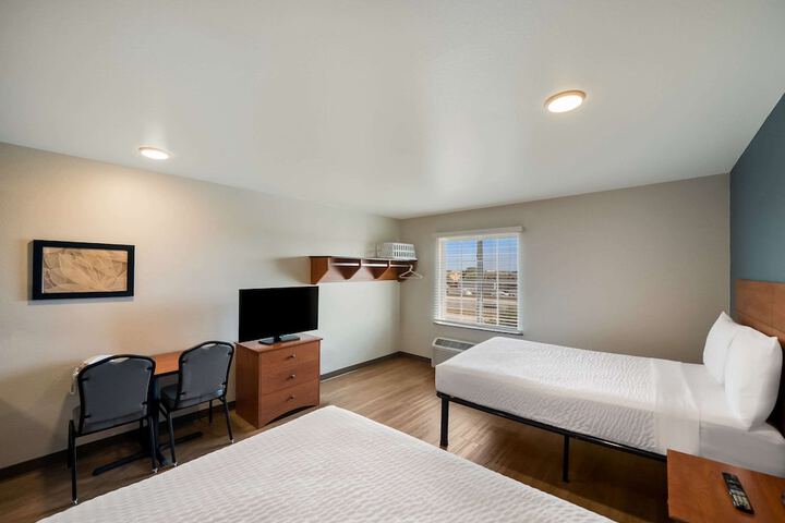Room 32 of 59