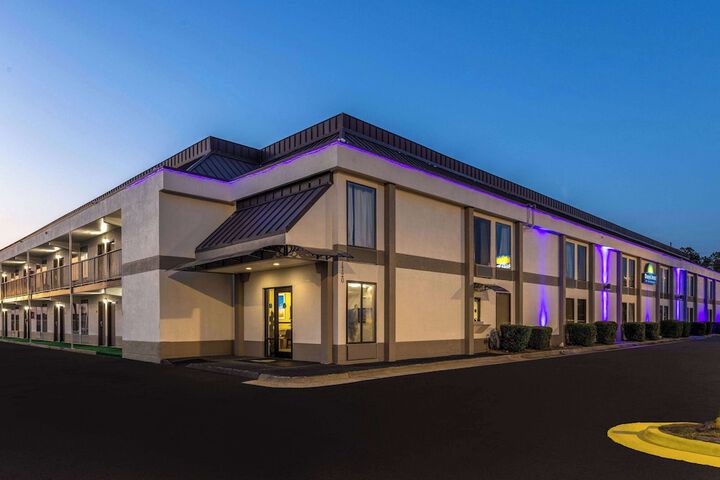 Hotel 2 of 34