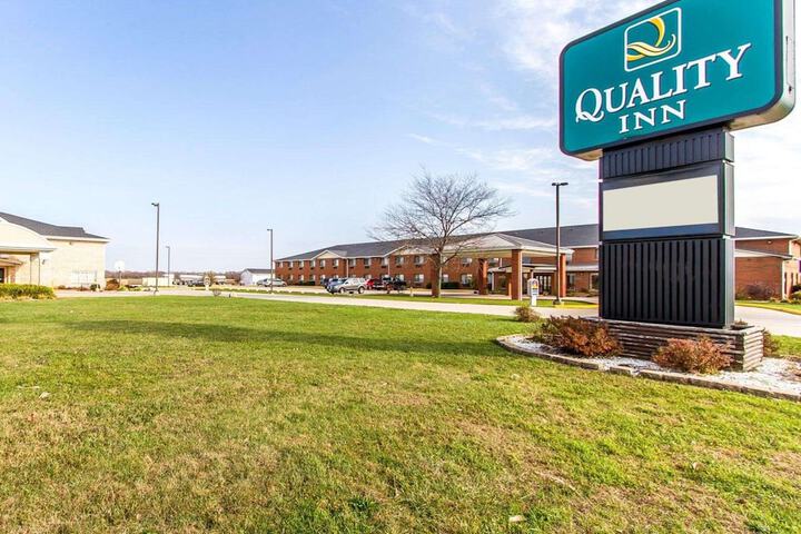 Quality Inn Pontiac