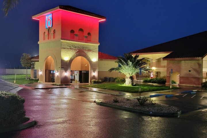Hotel 3 of 58