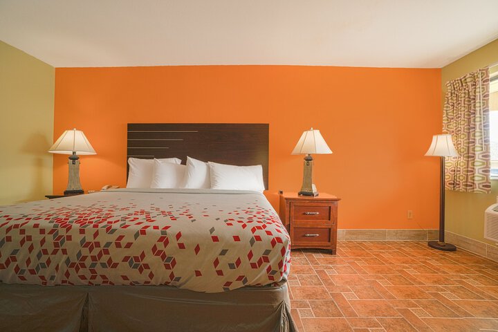 Room 20 of 43