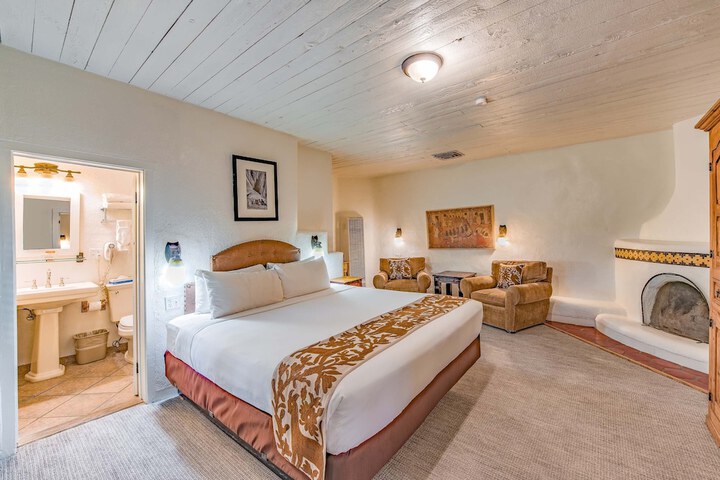 The Historic Taos Inn