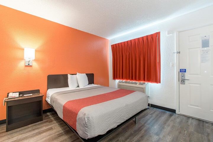 Room 20 of 30