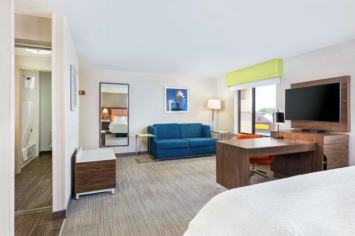 Room 25 of 35