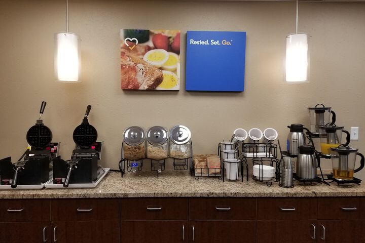 Breakfast/Coffee Service 41 of 47
