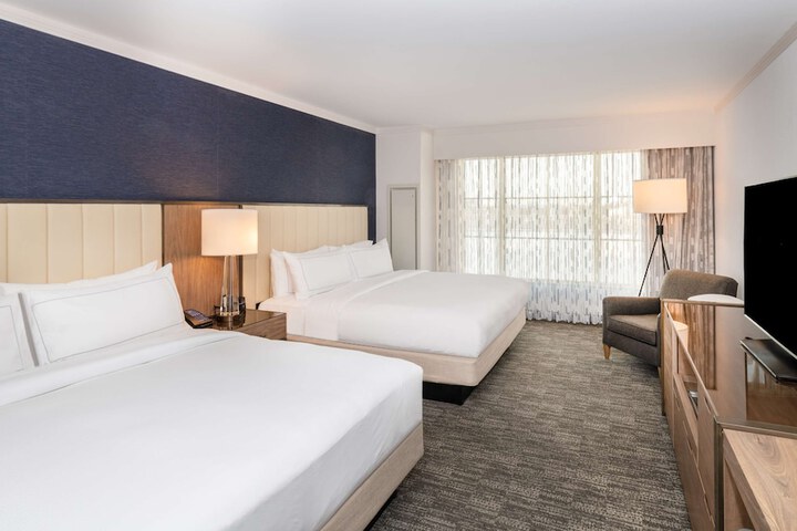 Hilton Columbus / Polaris