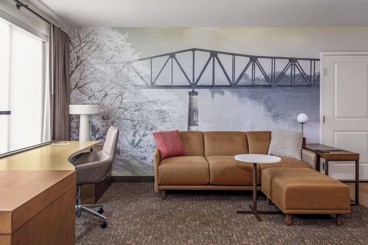 Room 15 of 25