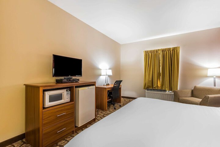 Quality Inn & Suites
