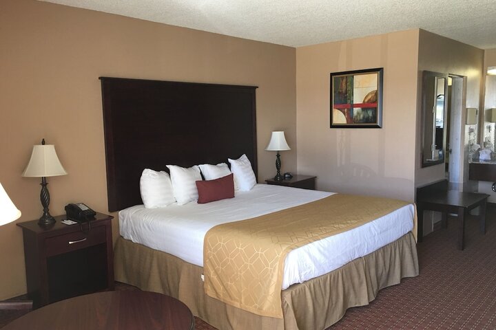Room 16 of 62