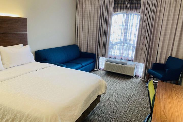 Holiday Inn Express & Suites Abilene by IHG