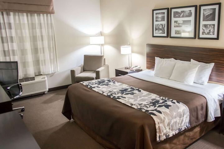Room 20 of 39