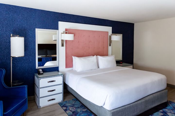Hotel Indigo Mount Pleasant by IHG