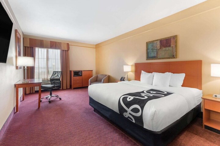 Room 22 of 30