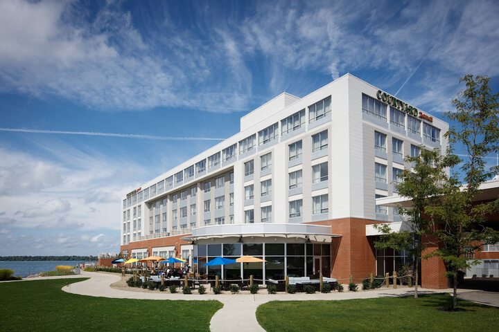 Hotel 5 of 97