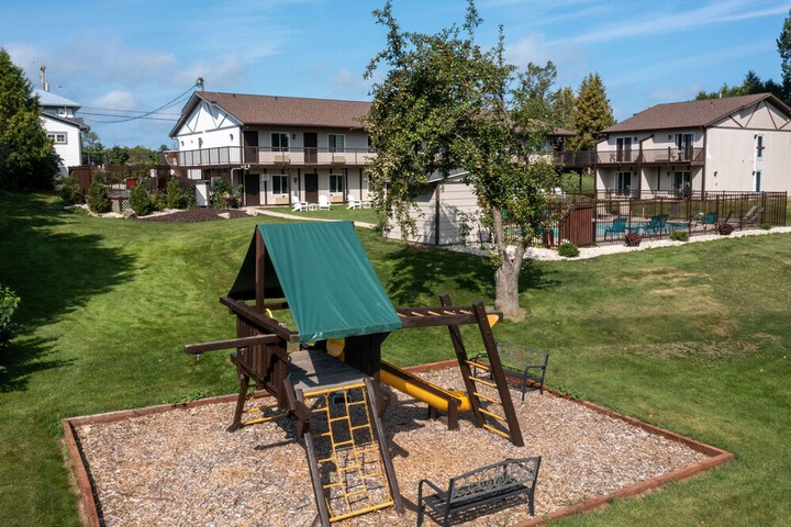 Sister Bay Inn
