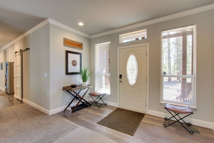 the Hub La Pine Vacation Rental - Dog Friendly!