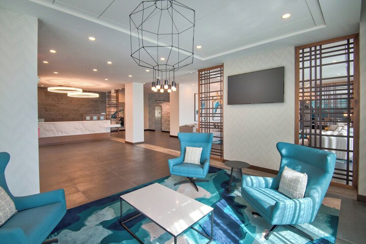 Hotel Interior 9 of 45