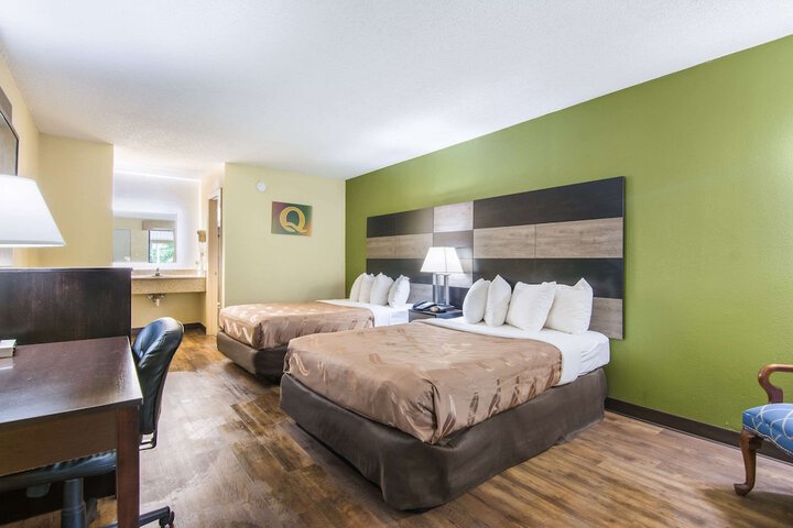 Room 20 of 31